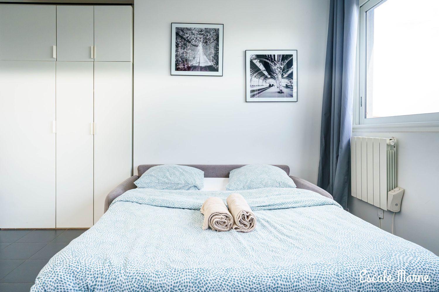 Escale-Marne Fr - 202 - Free Parking - Free Luggage Storage - All Equipped - Linen Included - Washing Machine - 10Mn Walk Metro 8 - Rer A - Panoramic View - From 1 To 14 Guests Maisons-Alfort Room photo